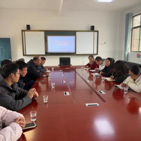 苏雅中学与荷叶坪学校联校共研活动