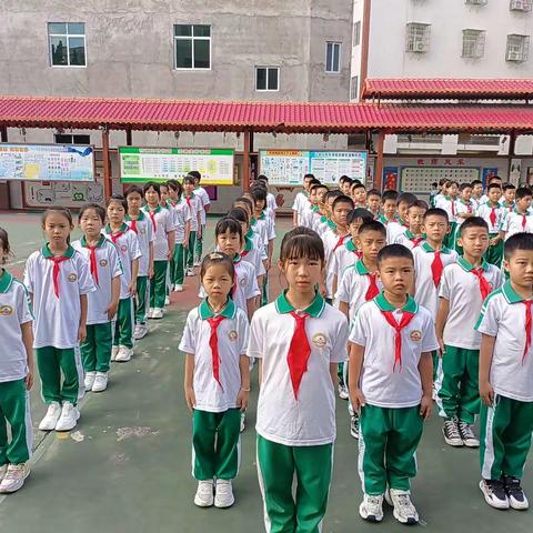 九月再见，十月你好——301班十月小记