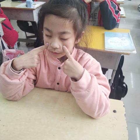 做好眼保健操，呵护明亮眼睛——蒲东街道实验小学3.7班