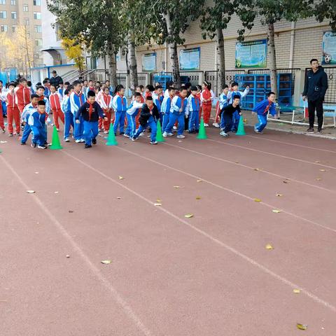 活力成长，健康未来 ——莱州市双语学校小学生体能测试进行中