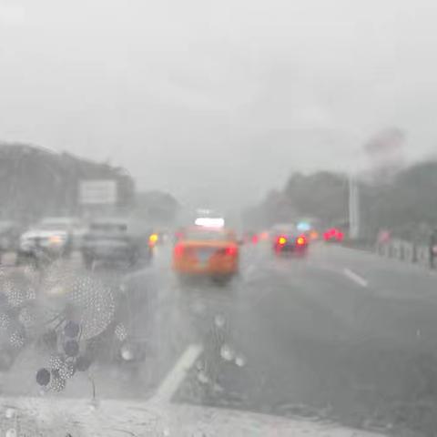 防汛、防暴雨、防溺水安全提醒
