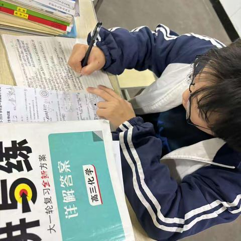 2021级2班学风正浓--咸阳梦圆职业学校