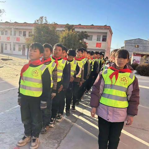 创建卫生城市，共筑美好家园——封丘县居厢镇安上集小学