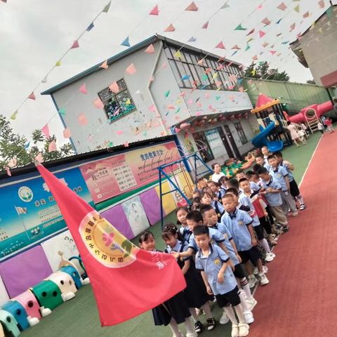 走进小学 “幼”见成长——郭店中心幼儿园开展幼小衔接活动