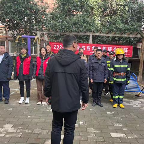 【碑林区长乐坊街道】环东社区开展“消防演练进社区，防患未燃保安全”消防演练活动