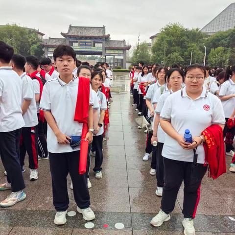 走进孔子  祈福高考