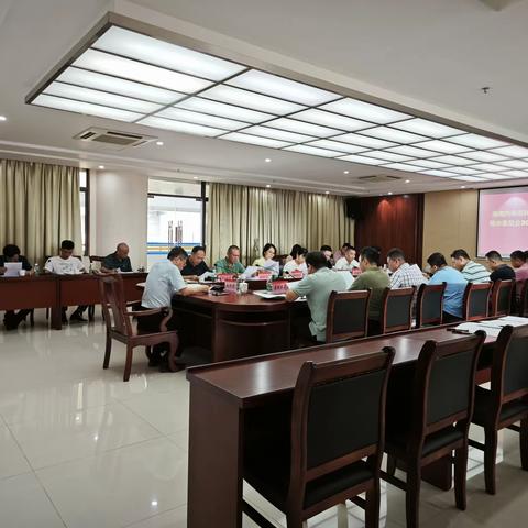 县政府副县长王祺霖主持召开海南热带雨林国家公园社区协调陵水委员会2023年度第一次会议