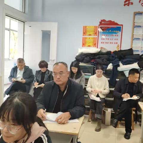 视导引领促成长 教学相长绽芳华——黄山中学赵卫东老师来我校教学视导