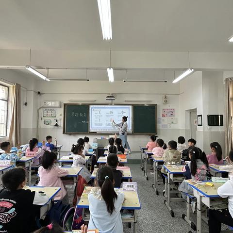 整理有“方”，收纳有“法” ——管城区外国语小学梦想路校区 “我是整理小能手”系列活动