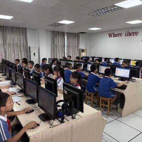 编“创”梦想，“程”现未来    编程社团六月活动展示