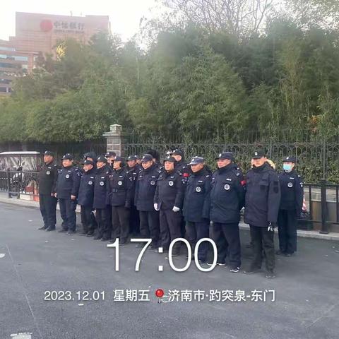 定点值守+巡查管理 全力维护辖区市容环境