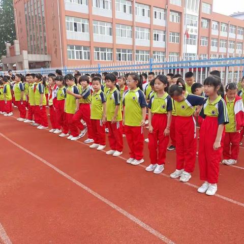 兴安小学三年级四班军训 迎接杭州亚运会