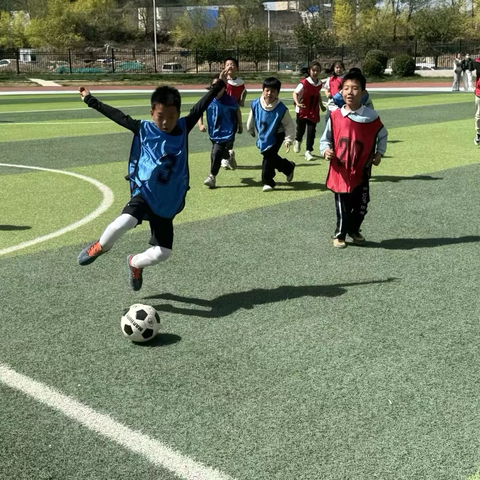 绿茵筑梦   童心飞扬——石家庄市长兴小学第二届“校长杯”足球联赛圆满收官