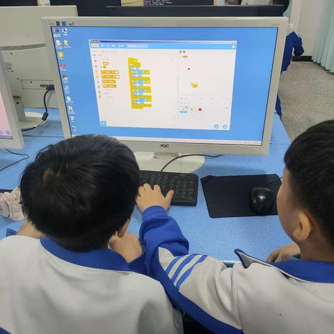 【育才小学】编程社团(五)