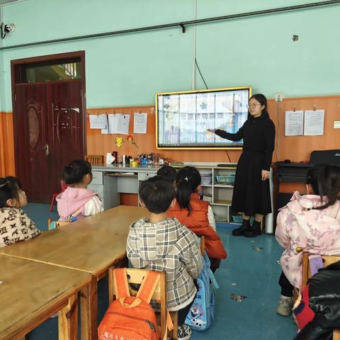 防踩踏 筑安全———赵堌堆乡中心幼儿园防踩踏应急逃生演练