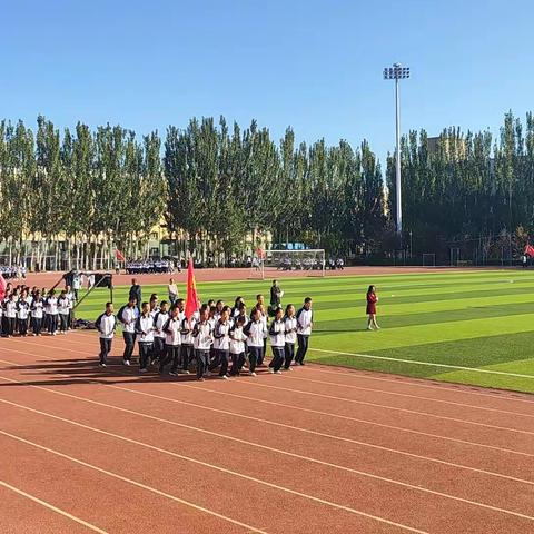 “阳光体育·强健体魄”——第五师八十九团中学跑操比赛