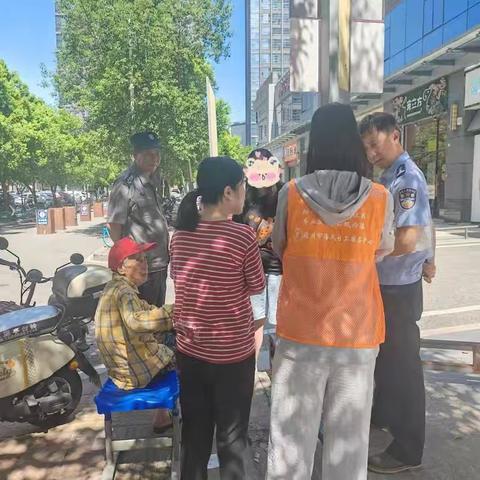 【后洲街道】汀洲社区丨高龄老人迷路获助，多方联动安全归家