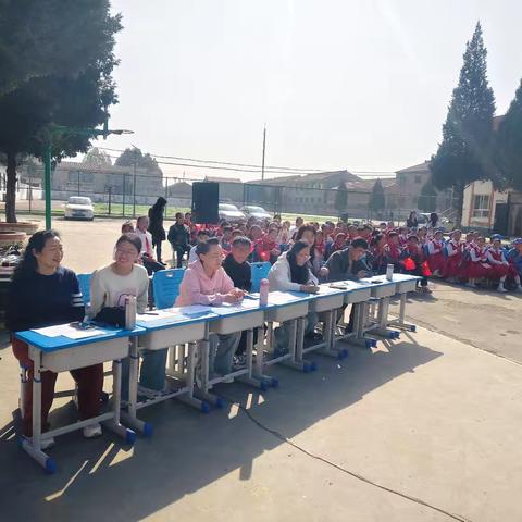 “传承红色基因，弘扬民族精神”——上村小学迎国庆经典诵读活动