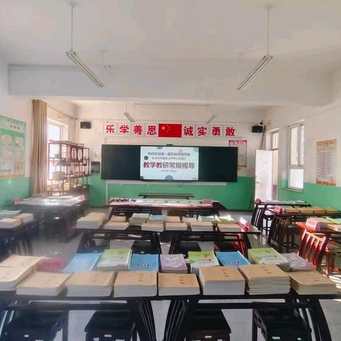 盟区视导促提升，教研赋能共成长——屯留教学第一盟区领导莅临上村中心校视导教学教研工作