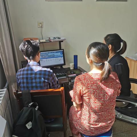 慢病科全体人员学习重点业务及网络直报系统