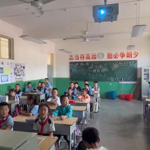 段纯小学115班“花好月圆庆中秋、同心筑梦迎国庆”系列活动