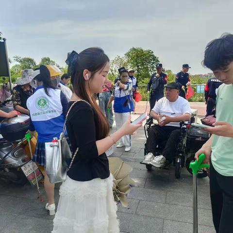 美化新抚州、保护母亲河——市肢协志愿服务队开展保护抚河生态环境活动