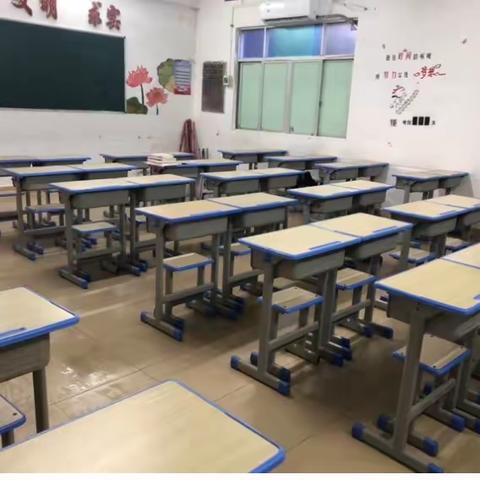 “打扫校园卫生，创建美丽校园”——甲子中学附属实验学校开展校园卫生大扫除活动