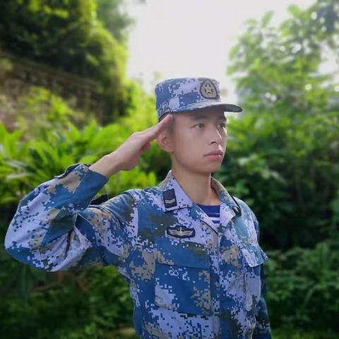 【林东小学优秀青年教师风采】梁杰兴老师：以体育为舟，与绿茵同行