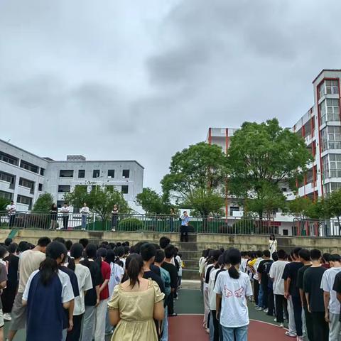 曲濑中学防溺水宣传活动