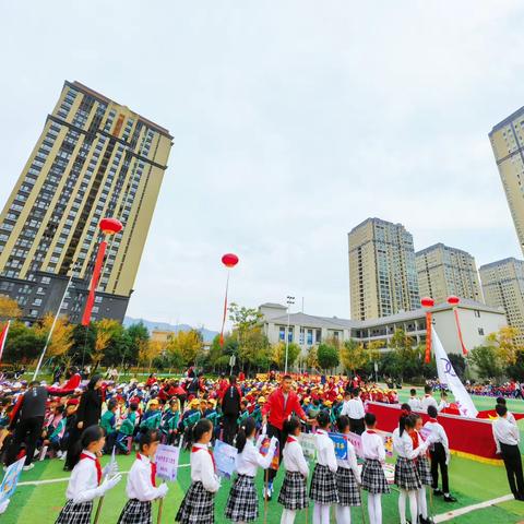 云南师范大学实验中学附属小学 第五届体育节