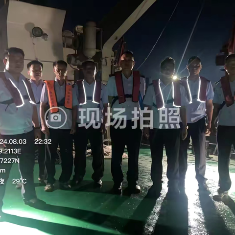 【休渔执法】重拳出击，持续打击伏休后期非法偷捕行为！