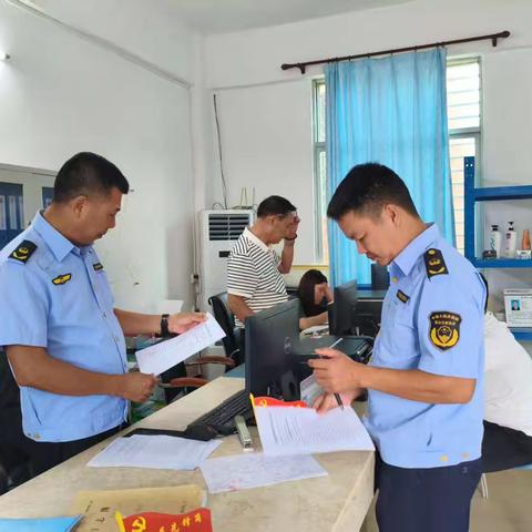 儋州多部门联合召回越界渔船