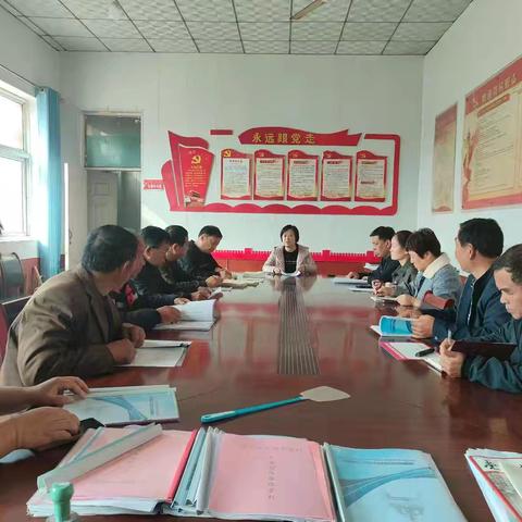 聚智共谋振兴路 实干笃行开新局 ----区统计局到西吾吉村开展“恳谈日”活动