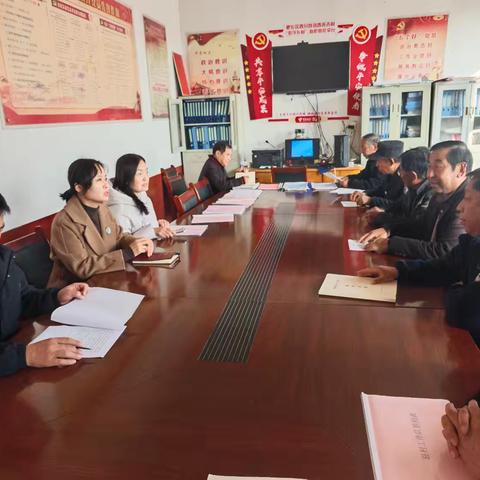 巩固攻坚成效，破解发展难题，决胜衔接收官 --区统计局到西吾吉村开展“恳谈日”活动