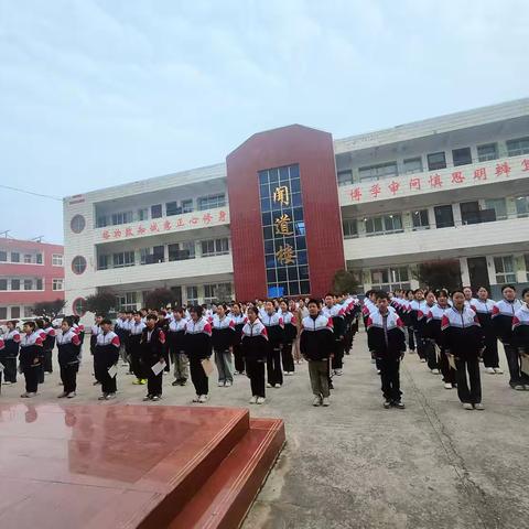 【邙岭教育 · 活动育人】诵读中华经典，赓续校园书香——邙岭二中七年级经典诵读评比活动