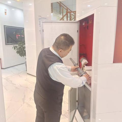 美友21752698的简篇