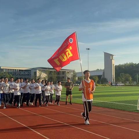 [南雅梅溪湖军训记] 迎着朝霞出发，带着晚霞回家  K2501班/第五天