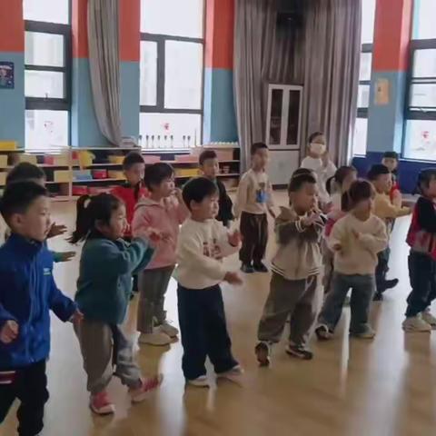 记录幼儿园快乐生活——长城幼儿园朵朵二班一周生活