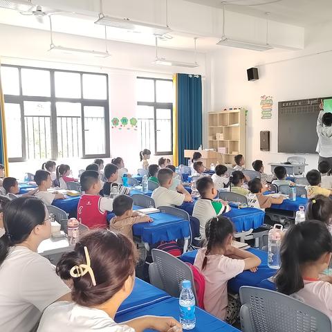 “不负韶华研更进，听评互学教为先”——景洪市第六小学一、二年级数学听评课活动