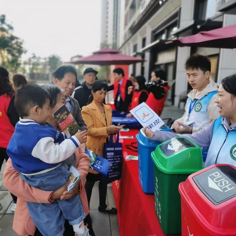 东西湖径河街道：重阳节主题陪伴活动，垃圾分类进家门