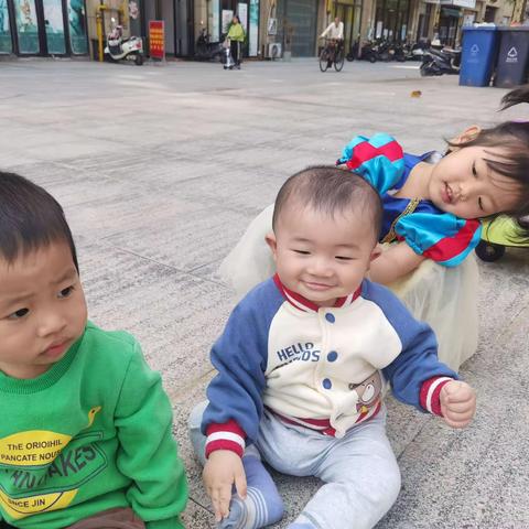 我家泓宇快乐成长