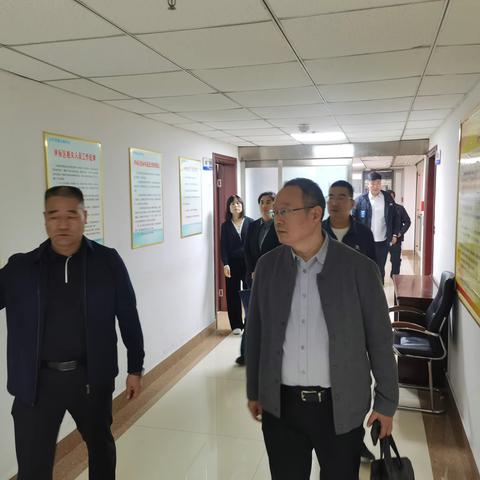 洛阳市公共资源交易中心主任刘赤炜莅宜调研远程异地评标及评定分离工作