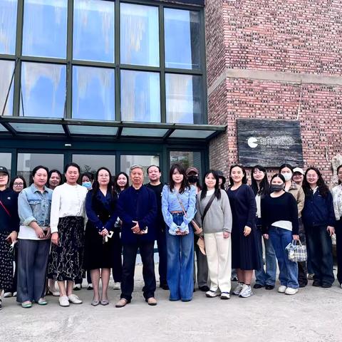 樱约春日，艺启新章——中原区小学美术学科基地樱桃沟美术馆参观交流