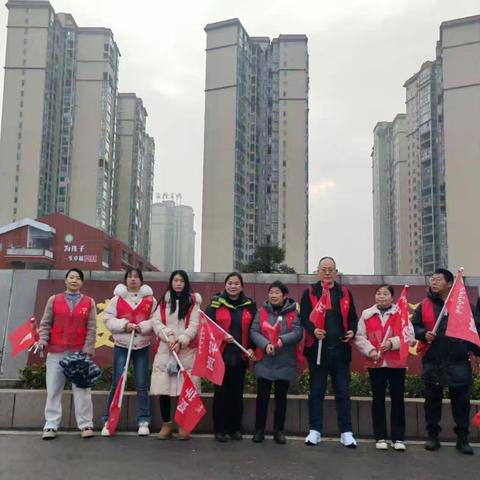 家校携手，为爱“站岗” ——娄底吉星小学五7班护学岗执勤