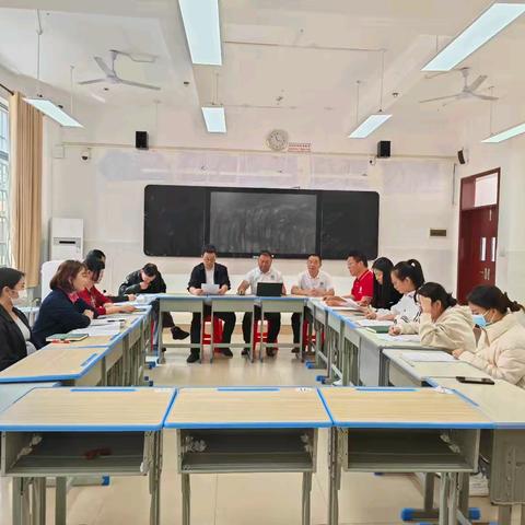 聚力分析，携手共进——八2班分析会