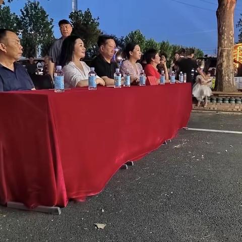 热情庆祝中国共产党成立101周年，喜迎党的二十大，锦屏镇政府联合宜阳文联举办文化志愿服务活动