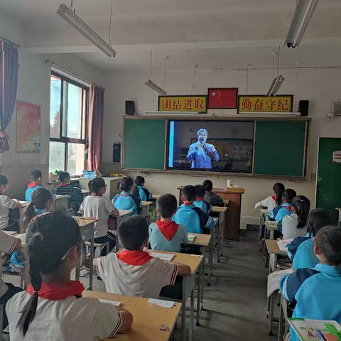 科技改变生活 创新赢得未来 -------十九街小学“山西在线科普直播课”学习之旅