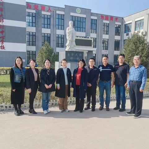 “教”以潜心 “研”以致远 ——涿州市教研员深入大邵村小学课堂参与教研活动