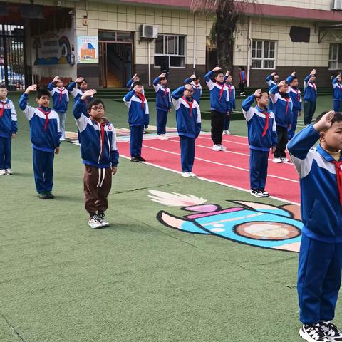 万里无云的简篇