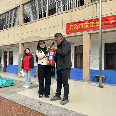 消防在心中，安全浸童心——卓雅小学“119”消防安全宣传日主题活动